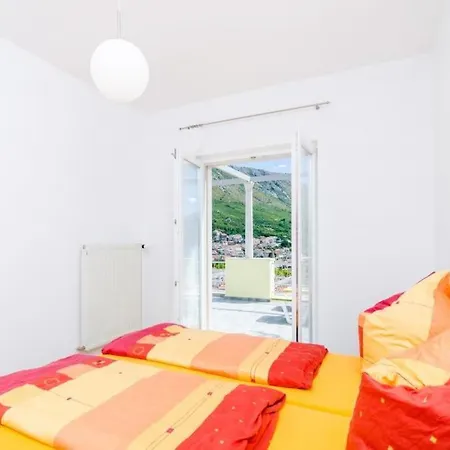 Anica Apartment