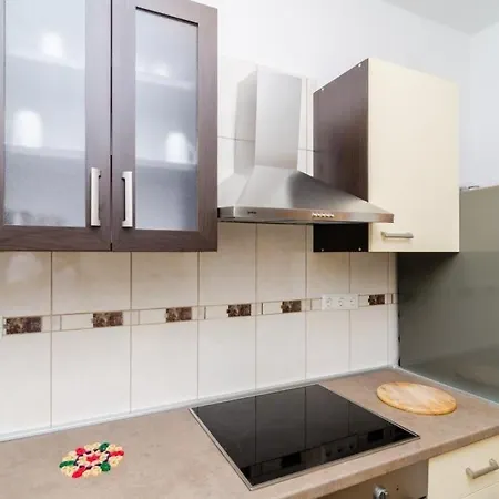 Anica Apartment *